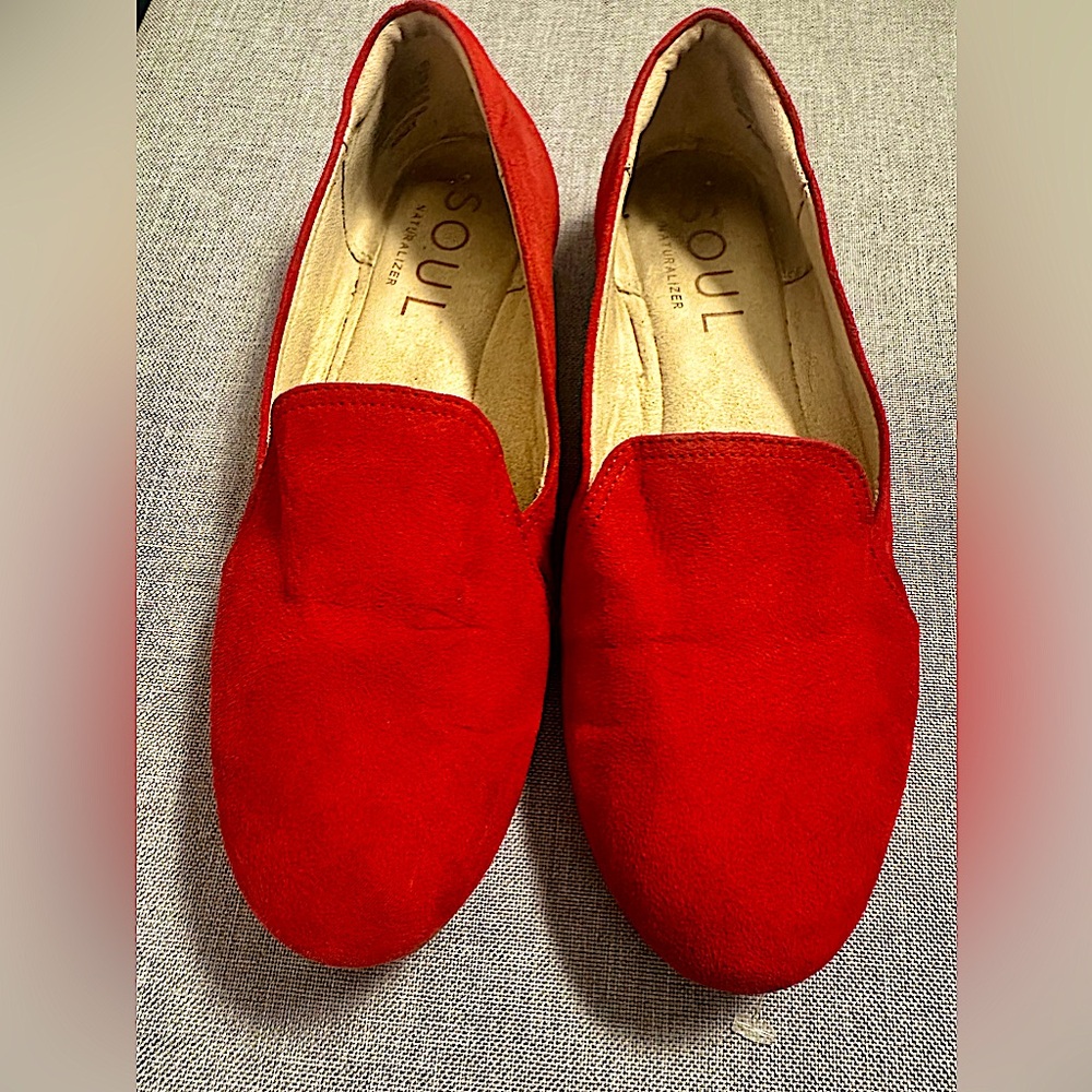 SOUL Naturalizer Ashley Women’s Sz 7M Red Microfiber Slip-On Ballet Flat Loafer